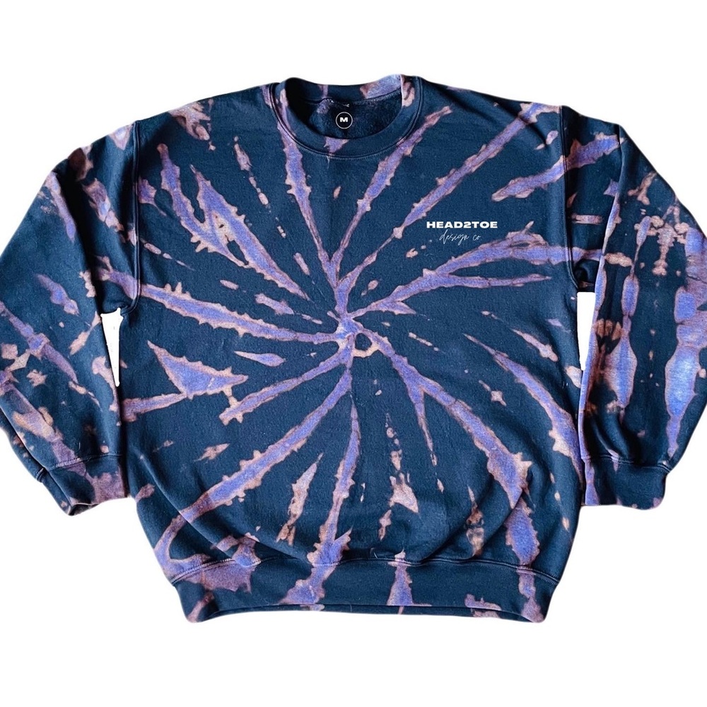 Reverse dye crewneck